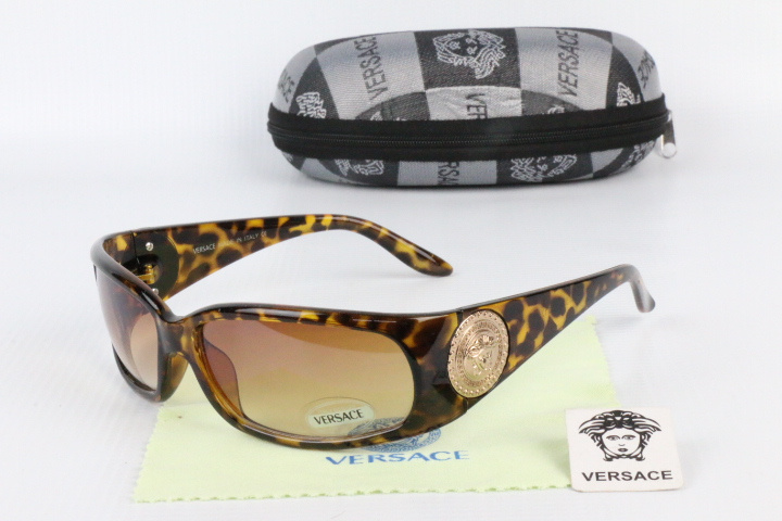 Versace Boutique Sunglasses 055